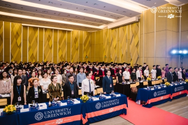  123 sinh viên Greenwich Việt Nam - Đà Nẵng chính thức trở thành Tân cử nhân