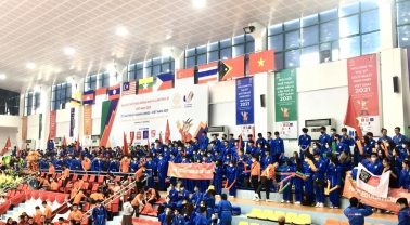 Cư dân Ao làng rộn ràng cổ vũ các đại diện tham dự SEA Games 31