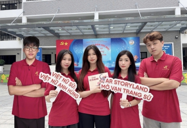 "Việt Nữ Sử: Việt Nữ Anh Hùng" - Cuốn sách lịch sử sáng tạo của sinh viên FPTU, có luôn app trải nghiệm xịn xò