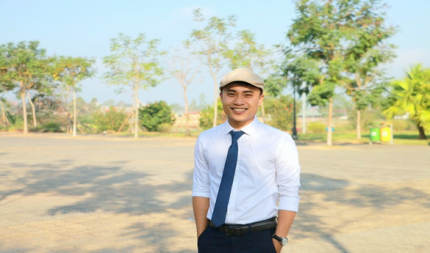 Thầy Linh ‘Mega’ và những giờ học văn 4.0 cho Nhái Bén FSchool Hà Nội