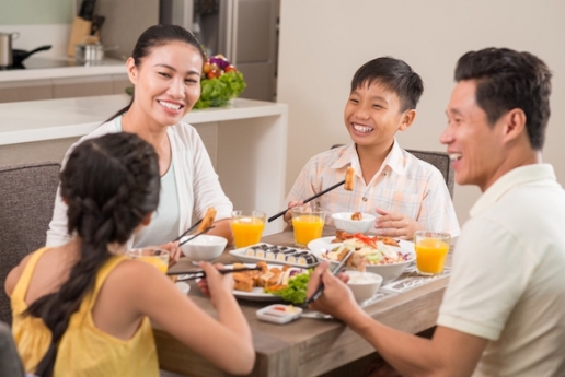 Bố mẹ nào mà chẳng thương con